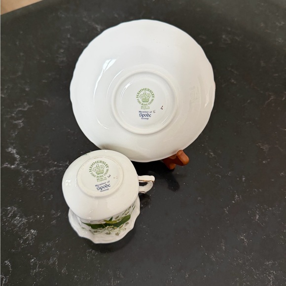 Hammersley Bone China Teacup & Saucer Lily of the Valley - Picture 4 of 5